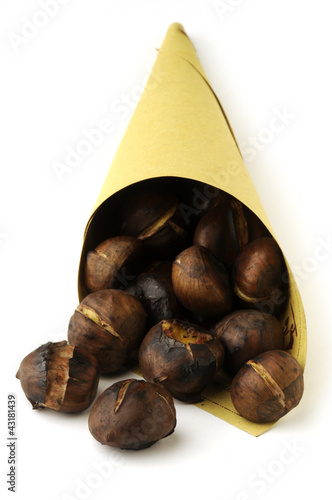 Photo: 栗子袋 Cucurucho de castañas 밤 가방 Sacchetto di castagne 栗子袋 Cucurucho de castañas 밤 가방 Sacchetto di castagne