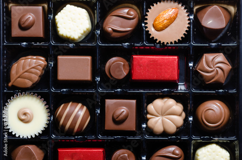 Photo: チョコレートの詰め合わせ チョコレートの詰め合わせ