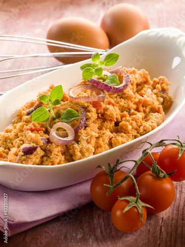 Photo: scrambled eggs with tomatoes scrambled eggs with tomatoes