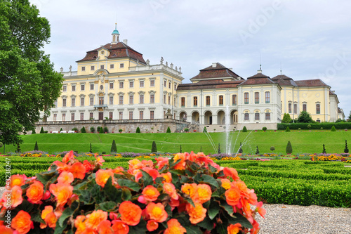 Foto: castle Ludwigsburg in Germany castle Ludwigsburg in Germany