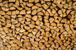 Brennholz Holzstapel gestapelt gelb braun bauernhof