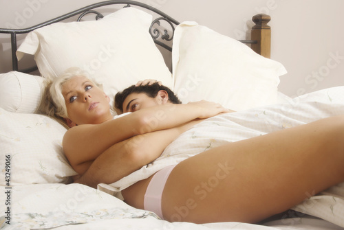 Photo: Young lovers in bed Young lovers in bed