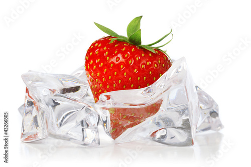 Photo: Strawberries and ice Strawberries and ice