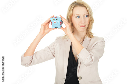 Foto: junge frau mit sparschwein junge frau mit sparschwein