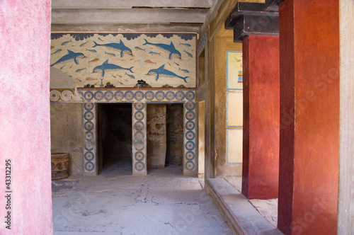 Photo: Inside the palace of Knossos Inside the palace of Knossos