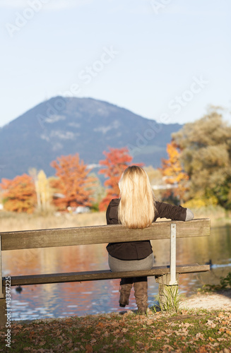 Photo: Alleine am Seeufer Alleine am Seeufer