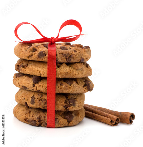 Foto: Festive wrapped chocolate pastry cookies Festive wrapped chocolate pastry cookies