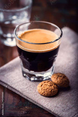 Foto: Glass of espresso crema Glass of espresso crema