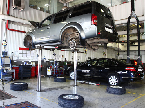 Photo: repair garage repair garage