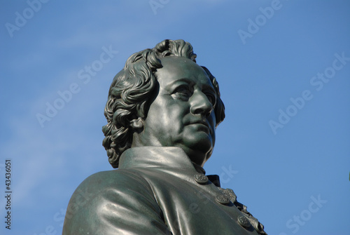 Photo: Goethe, Dichter, Denkmal, Nationaltheater, Weimar Goethe, Dichter, Denkmal, Nationaltheater, Weimar