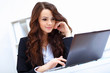 Foto: Young busines woman with notebook Young busines woman with notebook