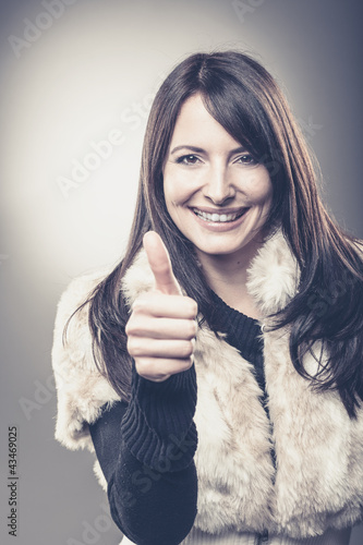 Foto: Frau mit motivierender Pose Frau mit motivierender Pose