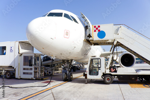 Foto: airplane in airport airplane in airport