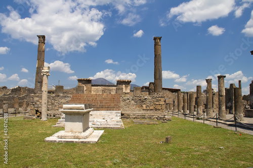 Photo: Pompeii and Mount Vesuvius Pompeii and Mount Vesuvius