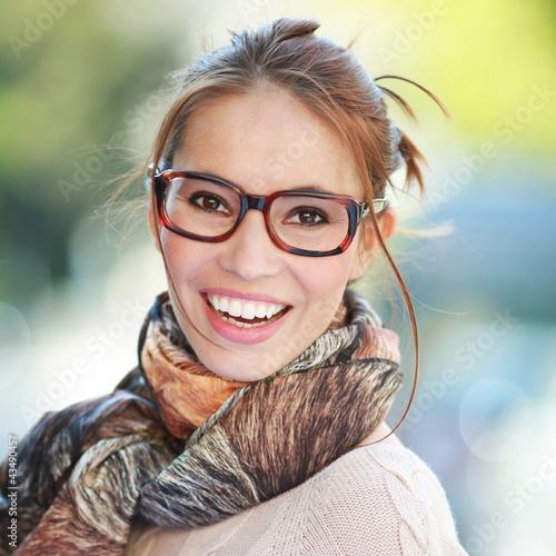 Photo: Geschäftsfrau mit Brille Geschäftsfrau mit Brille