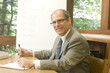 Foto: senior business executuve in conference office senior business executuve in conference office