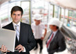Foto: Bauingenieur mit Helm Bauingenieur mit Helm