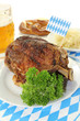 Schweinshaxe mit Sauerkraut