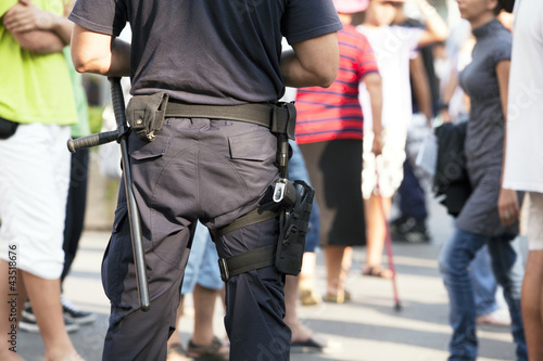 Photo: policeman policeman