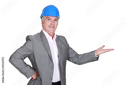 Foto: architect gesturing architect gesturing
