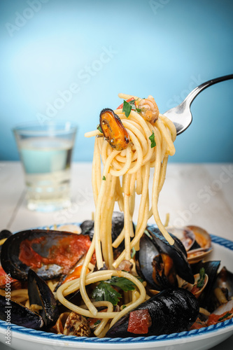 Photo: Spaghetti allo scoglio - spaghetti with mussels and clams Spaghetti allo scoglio - spaghetti with mussels and clams