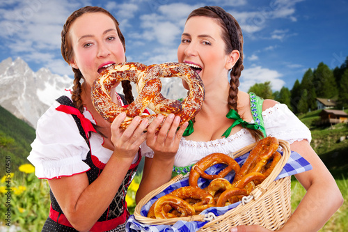 Foto: Dirndl Sexy Alpen Dirndl Sexy Alpen