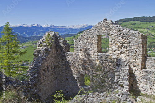 Photo: Ruine Hauenstein in Südtirol Ruine Hauenstein in Südtirol