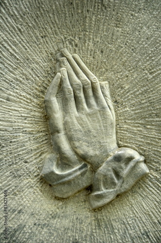Photo: Christian Image Of Jesus' Praying Hands On A Gravestone Christian Image Of Jesus' Praying Hands On A Gravestone