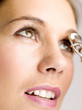 Curling eyelashes
