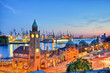 Hamburg Landungsbrücken am Abend