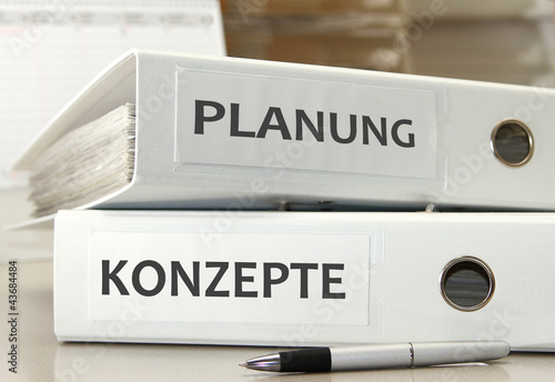Photo: Konzepte ausarbeiten - Akten Konzepte ausarbeiten - Akten