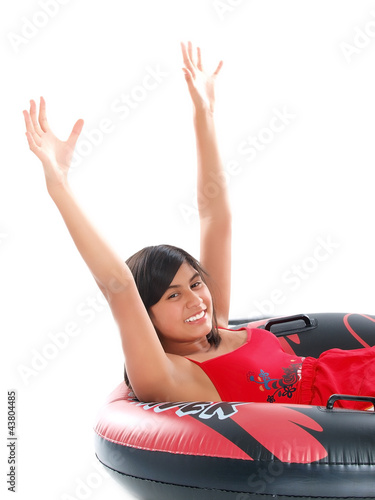Photo: mädchen auf dem schwimmring mädchen auf dem schwimmring