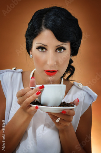 Photo: Arabica (Emel Gloss) Arabica (Emel Gloss)