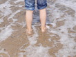 Barfuß am Strand