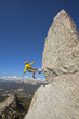 Foto: Rock climber on the edge. Rock climber on the edge.