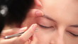 Of the young girl pull out eyebrows