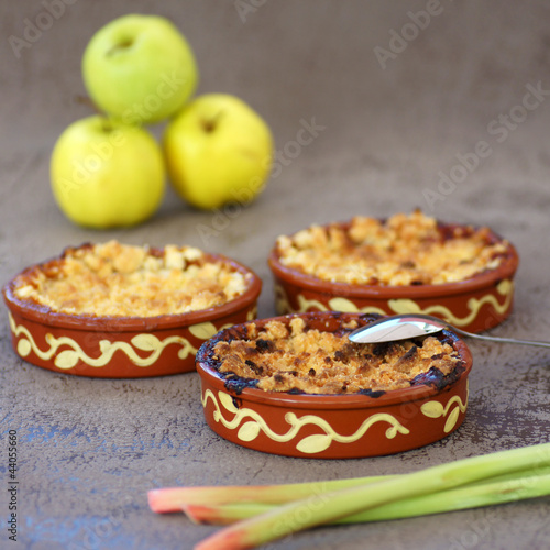 Photo: trio de crumble pomme rhubarbe 3 trio de crumble pomme rhubarbe 3