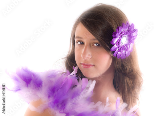 Photo: portrait d'une jeune femme portrait d'une jeune femme