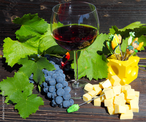 Photo: Wein und Käse Wein und Käse