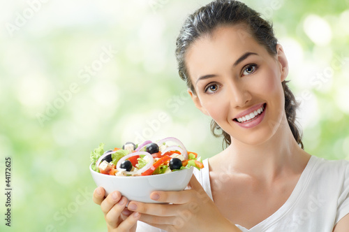 Photo: eating healthy food eating healthy food