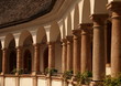 Säulengang im Schloss Orth