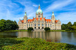 Rathaus Hannover im Sommer
