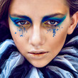 Foto: close up portrait pretty girl whith green eyes close up portrait pretty girl whith green eyes