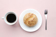 シュークリームとコーヒー