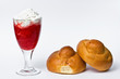 Granita Siciliana Fragola e Panna con Brioches