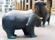 canvas print picture - Bulle und Bär - Frankfurt
