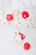 rote und weiße Cake Pops