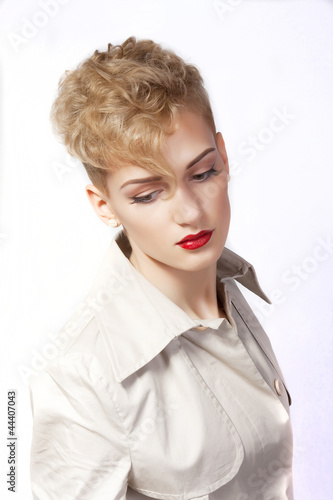 Foto: portrait of model girl portrait of model girl