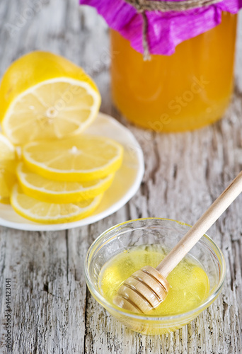 Photo: Honey and lemons Honey and lemons