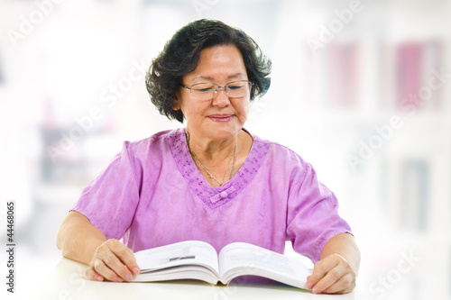 Photo: Home reading Home reading